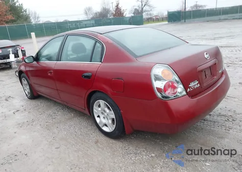 2004 Nissan Altima 2.5 S из США, поврежденный, VIN 1N4AL11DX4C106839
